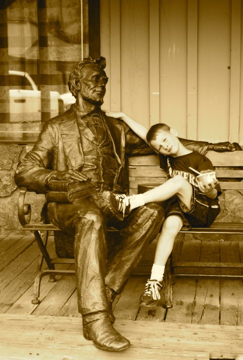 Finn hanging with Abe Lincoln